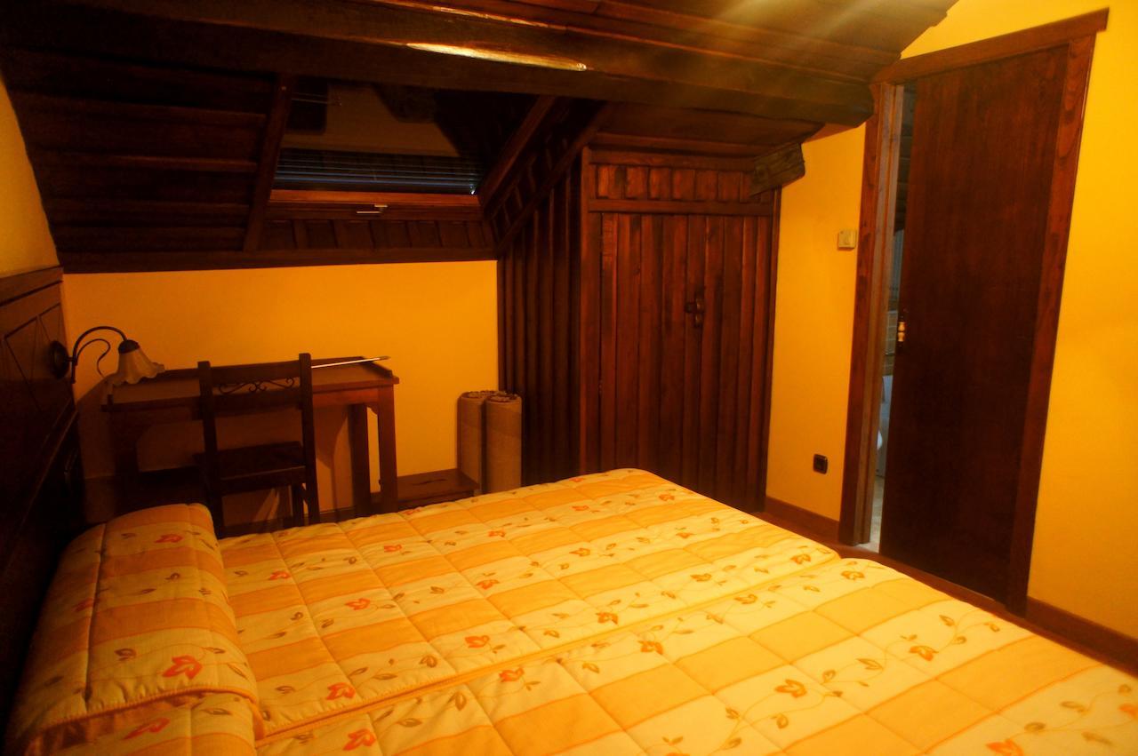 Mirador Da Ribeira Hotel Viana do Bolo Room photo